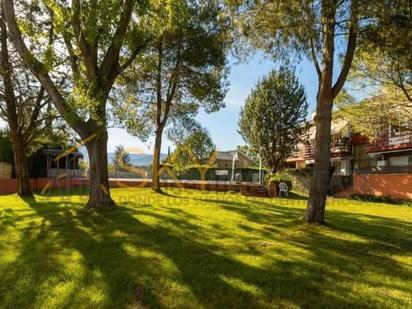 Außenansicht von Wohnung zum verkauf in Guadalix de la Sierra mit Heizung, Terrasse und Abstellraum