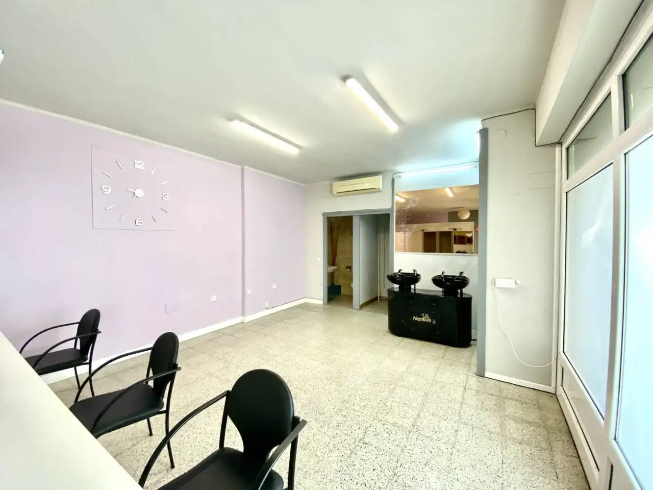 Gewerbefläche zum Verkauf in Avenida SANTA COLOMA, imagen 5
