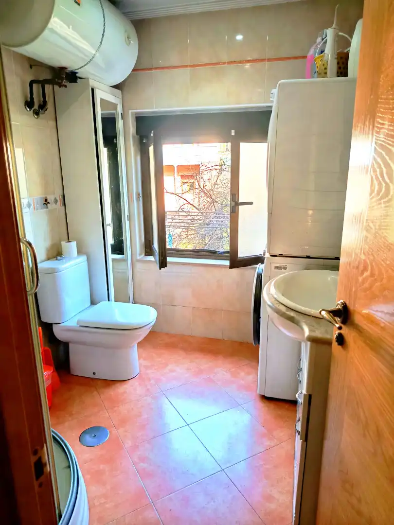 Baño de Piso en venta en Aller con Calefacción, Trastero y Amueblado