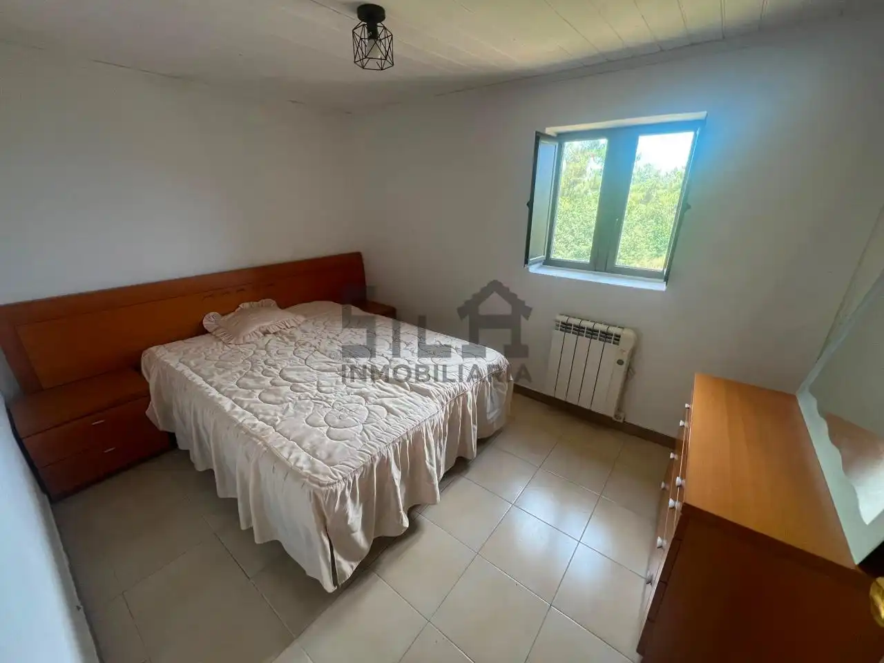 Bedroom of Houses for sale in Amoeiro  with Heating, Private garden and Furnished