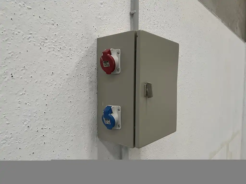 Nau industrial de lloguer a Rua dos Afiadores, imagen 4