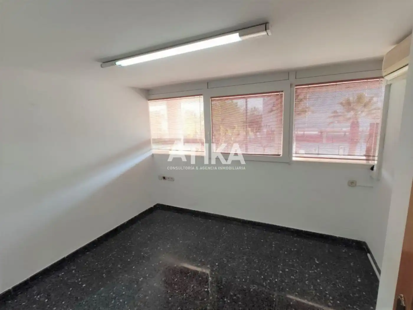 Oficina en venda a Sant Josep - Zona Hospital, imagen 7