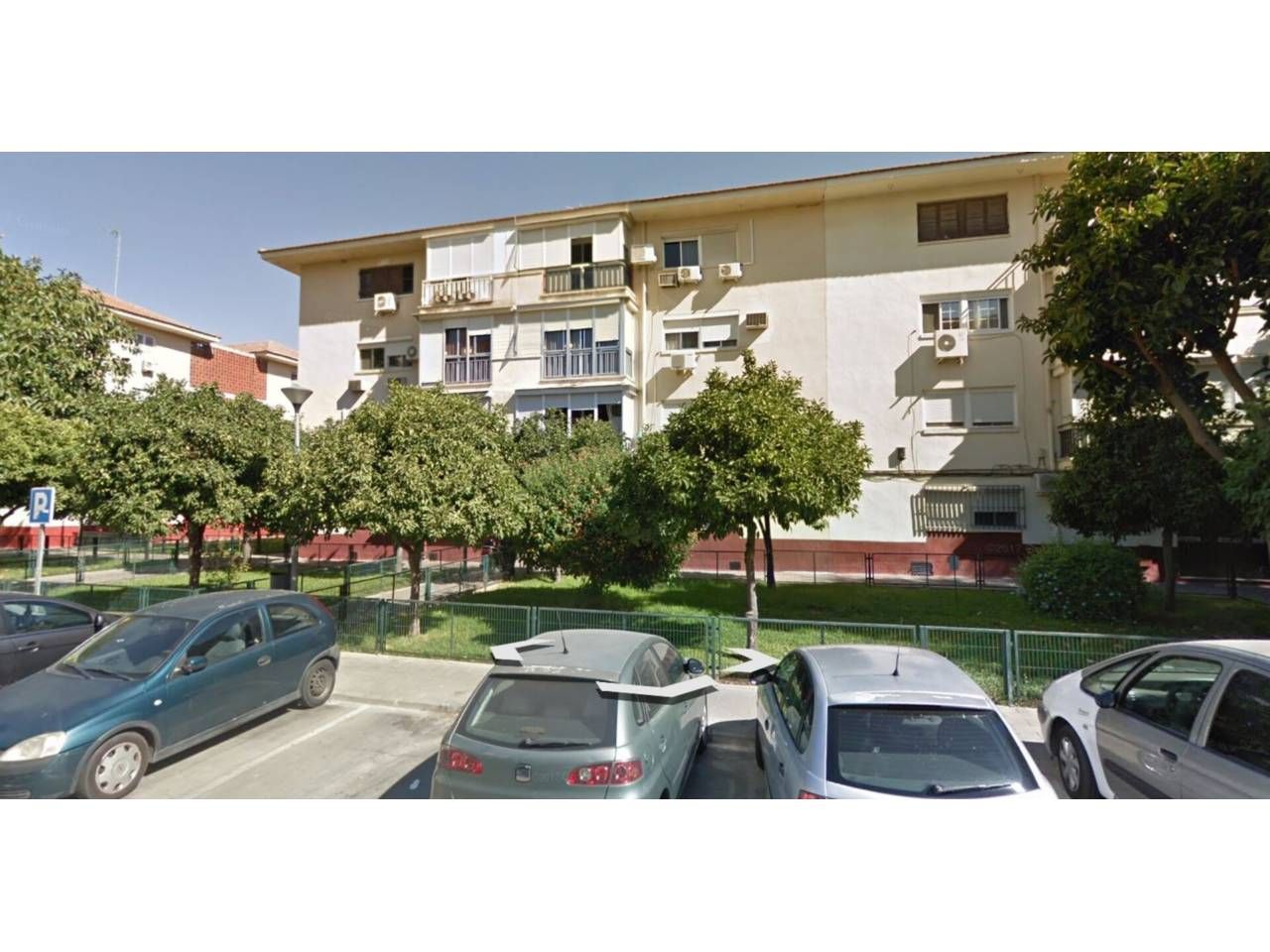 Exterior view of Flat for sale in  Sevilla Capital  with Air Conditioner