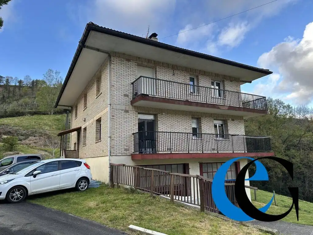 Außenansicht von Wohnung zum Verkauf in Aia mit Möbliert