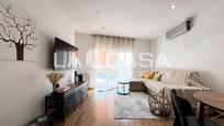Living room of Flat for sale in Badalona  with Heating and Balcony