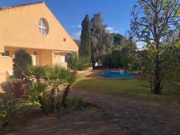 Casa con piscina en venta en Cabrils