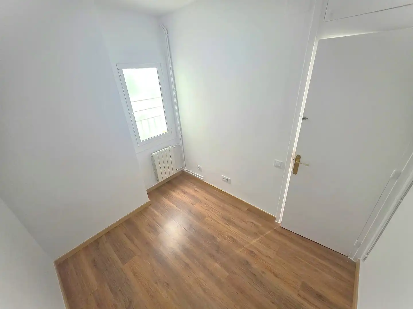 Wohnung zur Miete in Calle de Felipe de Paz, La Maternitat i Sant Ramon