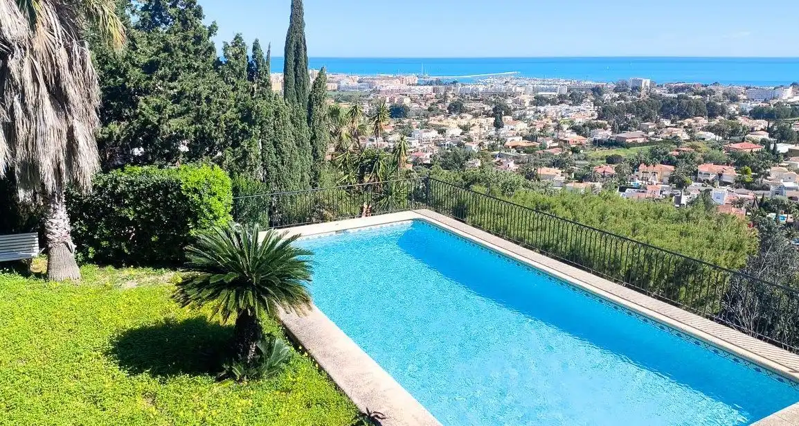 Casa con piscina en venta en El Montgó, imagen 2