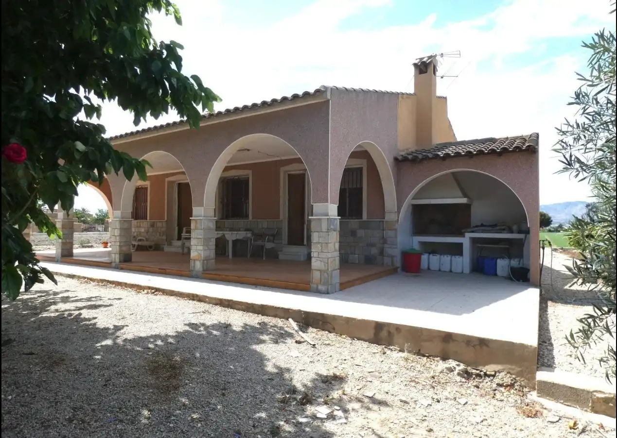 Vista exterior de Casa o chalet en venta en Crevillent con Aire acondicionado y Jardín privado
