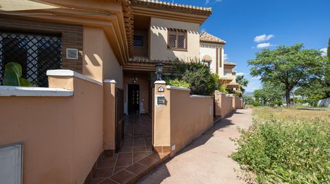 Foto 5 de Casa adosada en venta en Paseo Pedro Verde, 2, San Francisco - Chorillo, Las Gabias