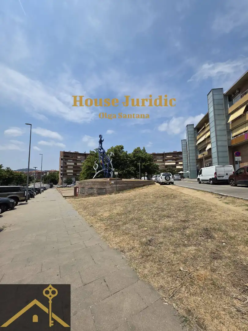 Vista exterior de Ático en venta en Mataró con Calefacción, Parquet y Terraza