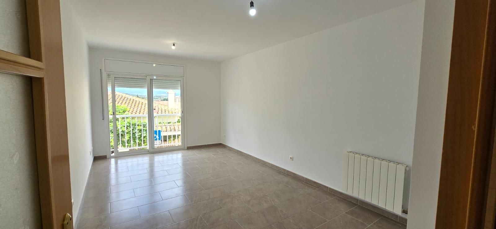 Sala de estar de Piso en venta en Bellvei con Calefacción