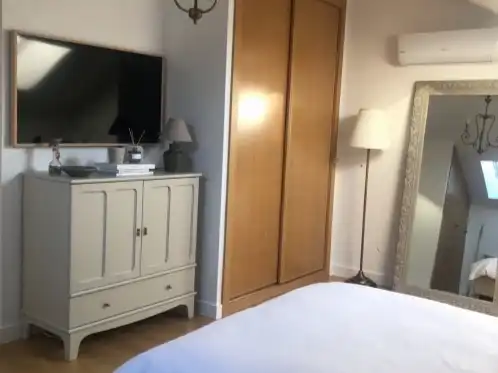Dormitori de Pis en venda en Noez amb Aire condicionat, Calefacció i Jardí privat