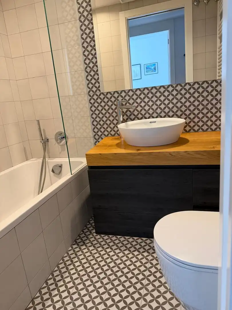 Baño de Piso en venta en Lloret de Mar con Aire acondicionado, Calefacción y Piscina comunitaria