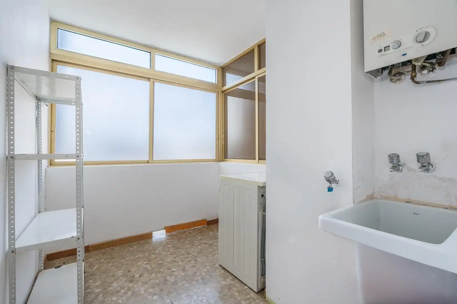 Balcony of Flat for sale in Granada  with Heating