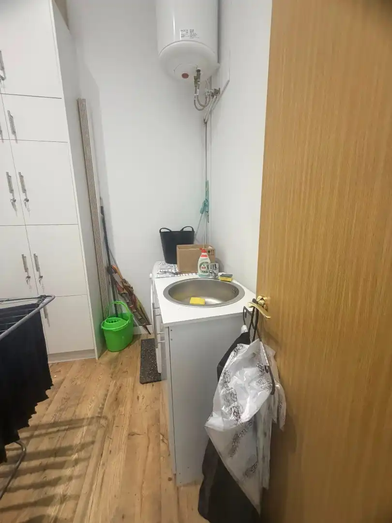 Local en traspaso en Torrelavega  con Aire acondicionado, Parquet y Amueblado