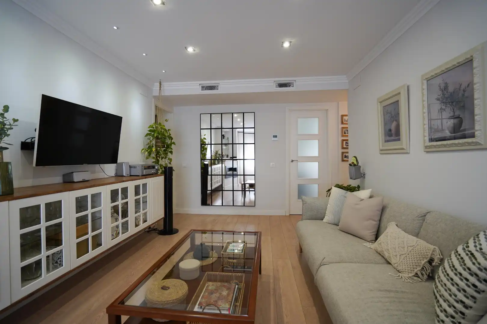 Living room of Flat for sale in Vila-seca  with Air Conditioner, Heating and Parquet flooring