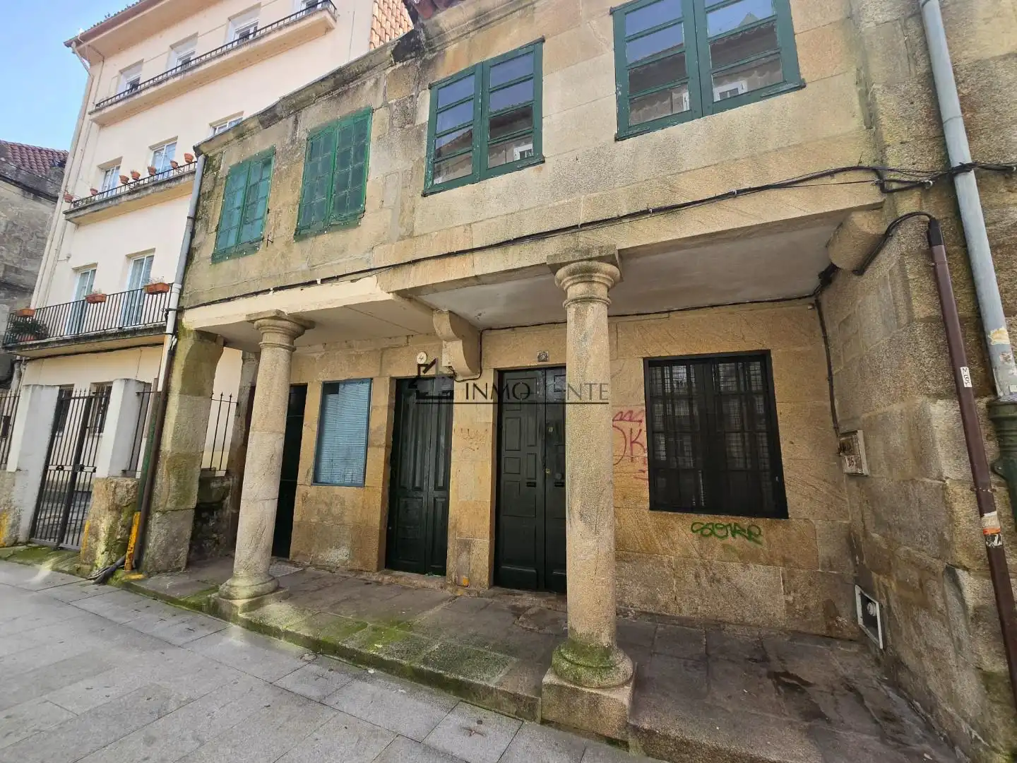Vista exterior de Casa adosada en venda en Pontevedra Capital 