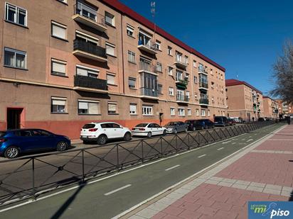 Exterior view of Flat for sale in Valladolid Capital  with Heating, Storage room and Oven