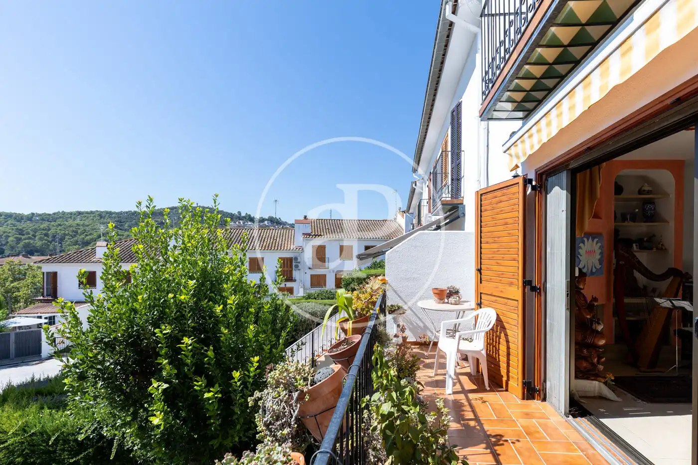 Terrassa de Casa adosada en venda en Cerdanyola del Vallès amb Aire condicionat, Calefacció i Jardí privat