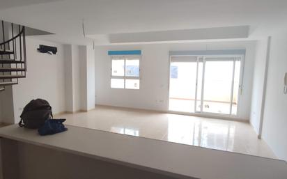 Living room of Duplex for sale in Peñíscola / Peníscola  with Air Conditioner and Terrace