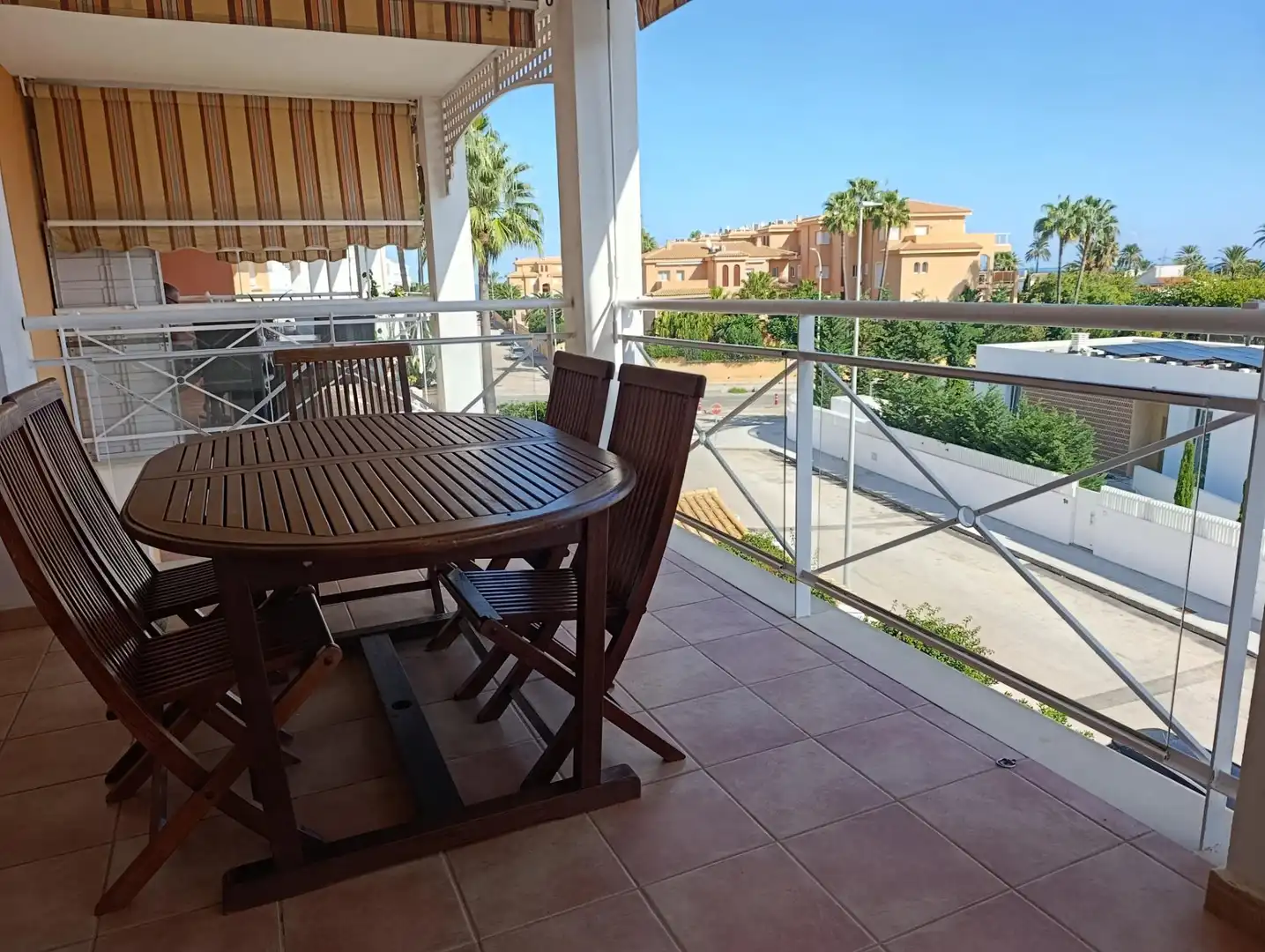 Terraza de Apartamento de alquiler en Dénia con Aire acondicionado, Calefacción y Jardín privado