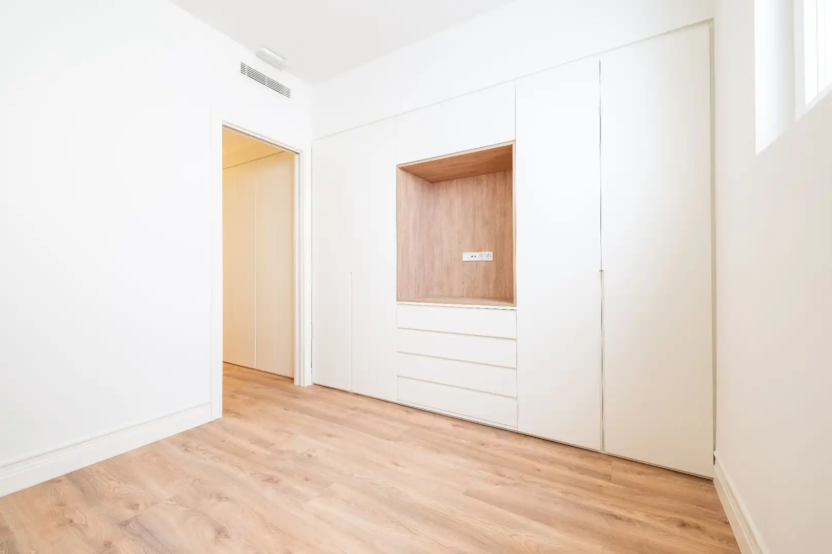 Habitación de Piso en venta en Madrid con Aire acondicionado y Calefacción