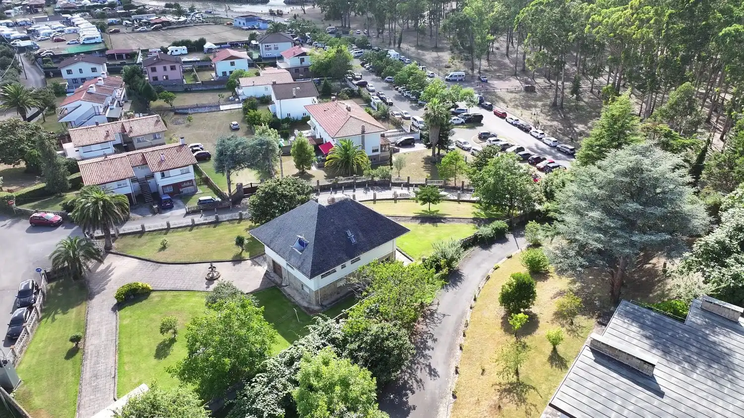Vista exterior de Casa o xalet en venda en Villaviciosa amb Calefacció, Terrassa i Traster