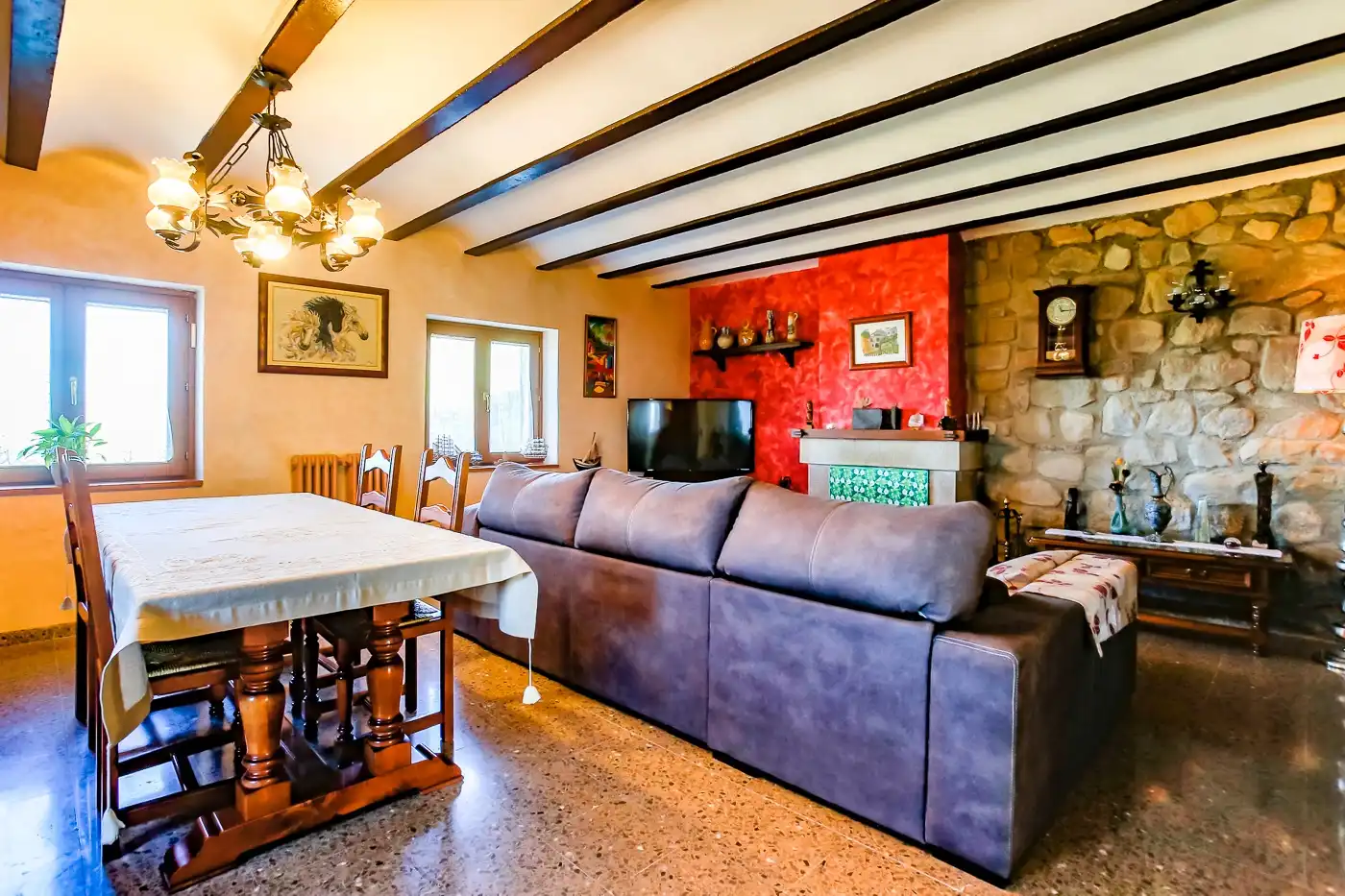 Sala d'estar de Finca rústica en venda en Vilanova de l'Aguda