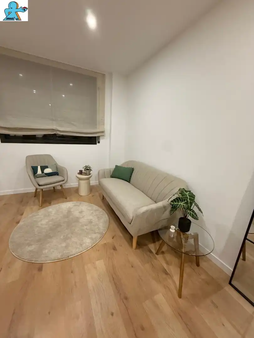 Sala de estar de Planta baja en venta en Vilalba Sasserra con Parquet
