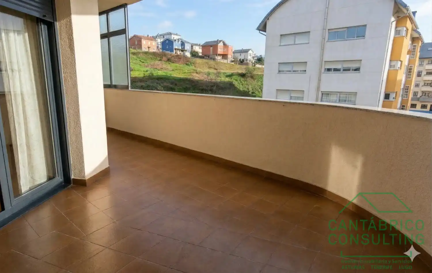 Terrasse von Wohnung zum Verkauf in Navia mit Heizung, Parkett und Terrasse
