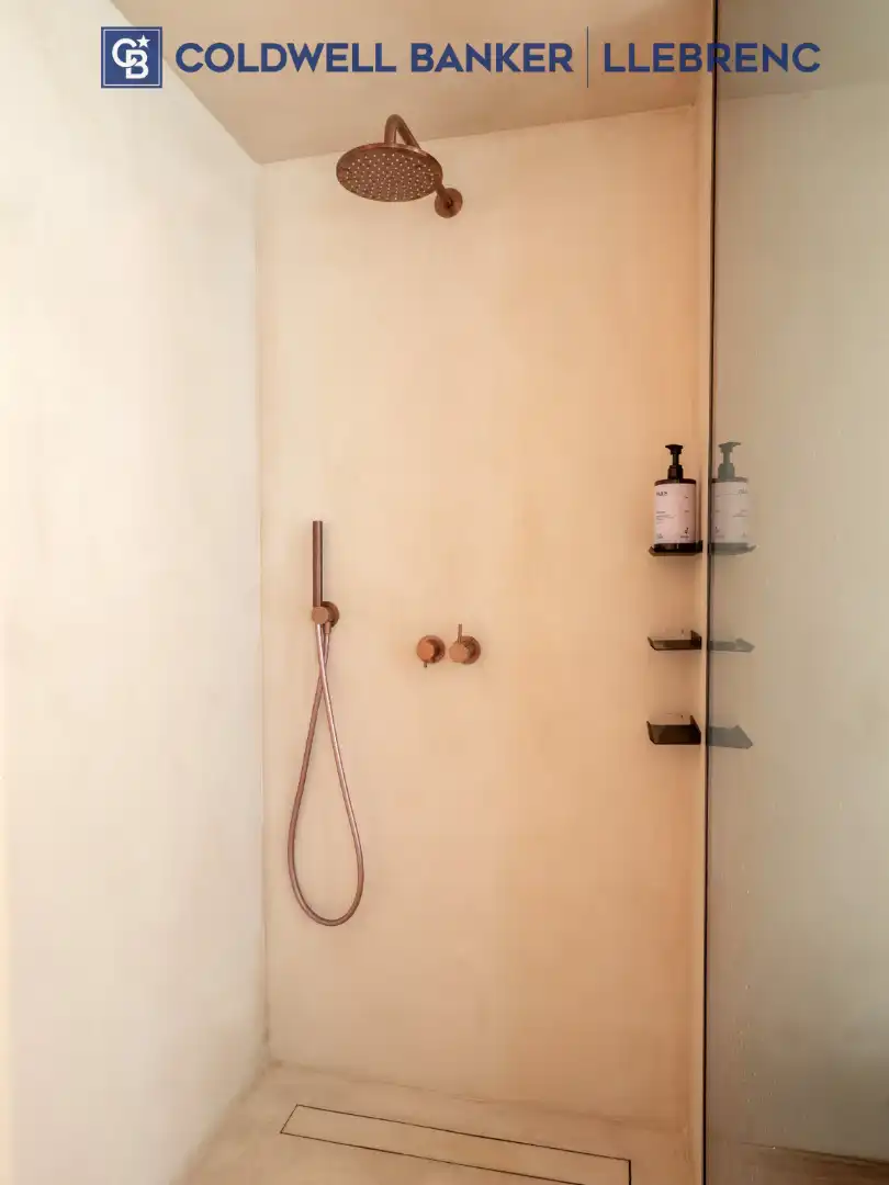 Baño de Casa o chalet en venta en Barcelona con Aire acondicionado, Calefacción y Jardín privado