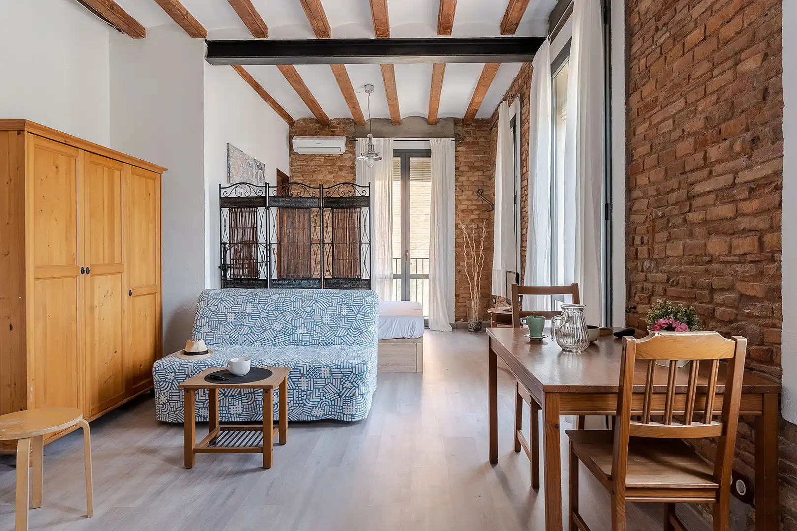 Bedroom of Apartments for sale in Barcelona  with Air Conditioner, Furnished and Washing machine