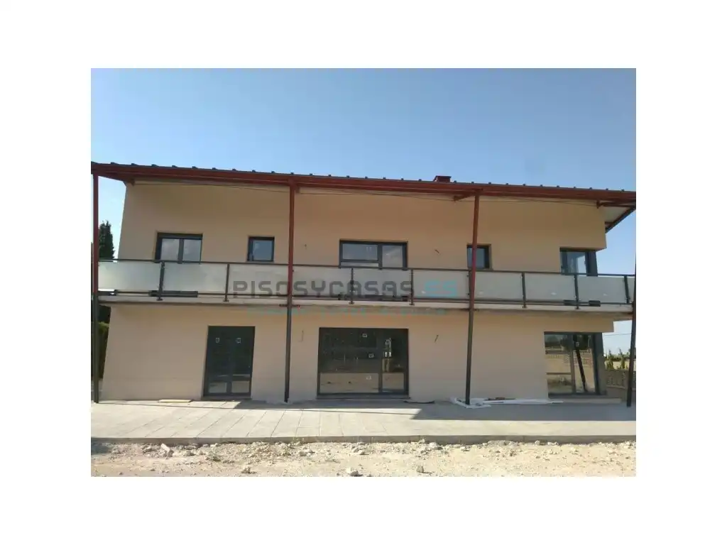 Vista exterior de Casa o xalet en venda en La Muela amb Jardí privat i Terrassa