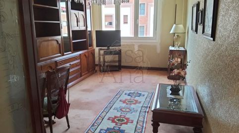 Foto 2 de Piso en venta en Madariaga Etorbidea, San Pedro de Deusto - La Ribera, Bilbao