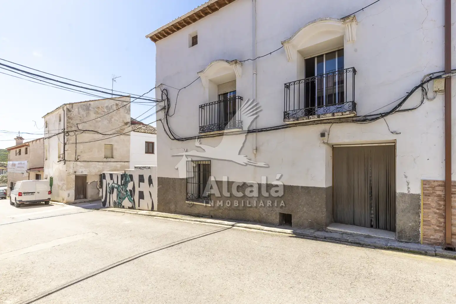Vista exterior de Casa o xalet en venda en Driebes amb Calefacció, Traster i Balcó