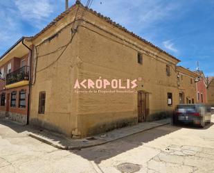 Exterior view of Single-family semi-detached for sale in Pinilla de Toro