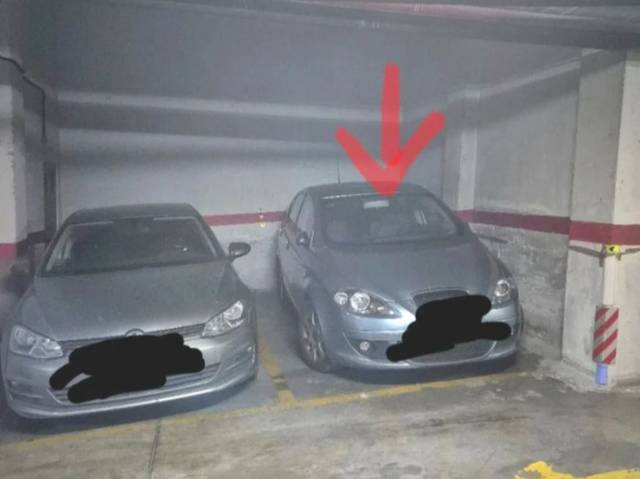 Garaje en Alquiler en Calle Rodrigo de Triana, 26 en Los Jardines de Marbella - La Ermita
