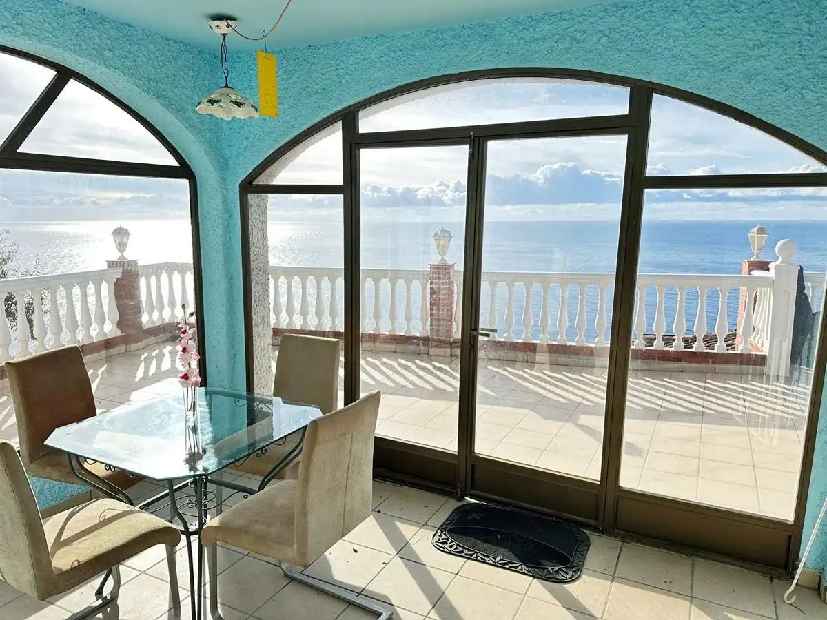 Esszimmer von Haus oder Chalet zum Verkauf in Salobreña mit Klimaanlage, Terrasse und Schwimmbad