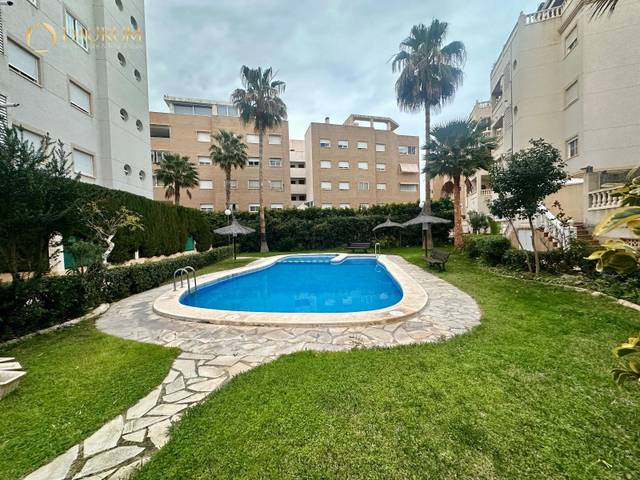 Piso en Venta en CALLE BRITANIA en Alicante Golf