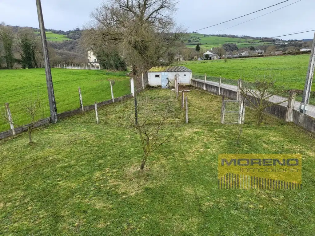 Haus oder Chalet zum Verkauf in Sarria