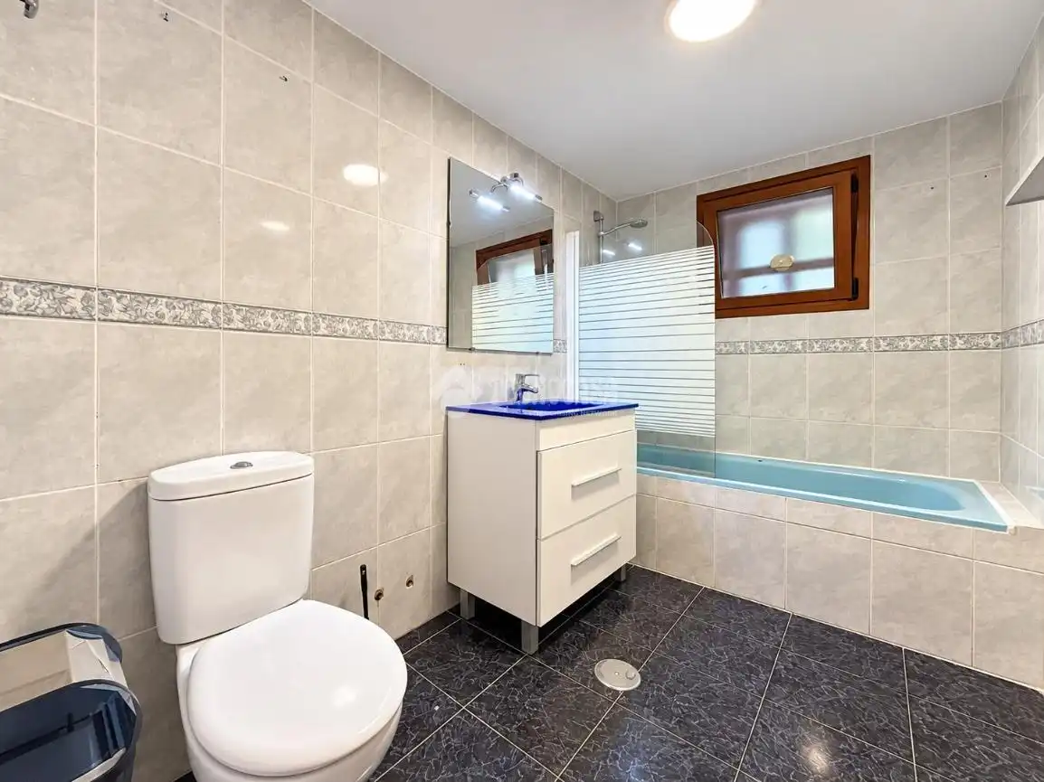 Baño de Casa o chalet en venta en Camarma de Esteruelas, Madrid