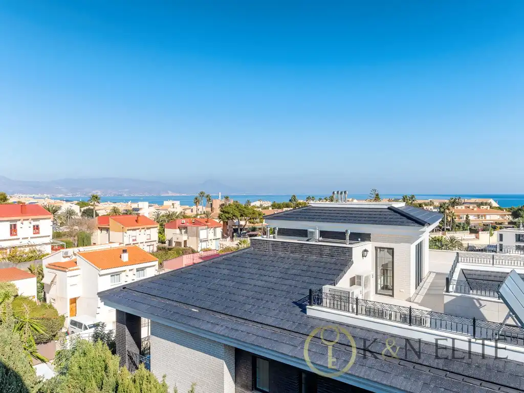 Casa amb piscina en venda a Playa de San Juan - El Cabo de las Huertas, imagen 48