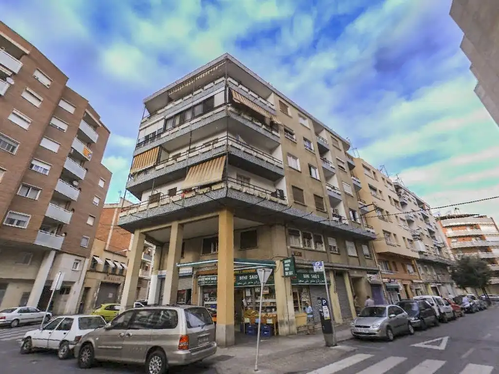 Vista exterior de Piso en venta en Reus con Balcón