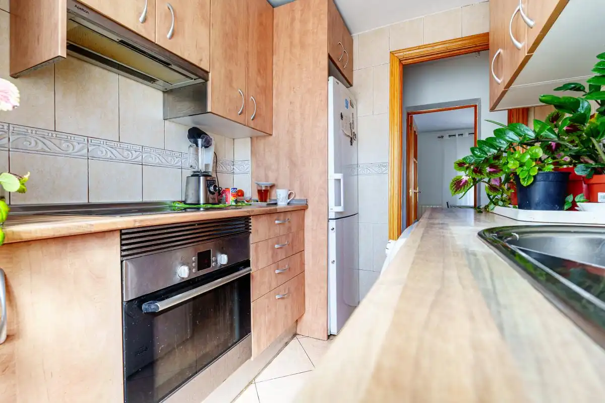 Kitchen of Flat for sale in Madrid  with Heating, Terrace and Balcony