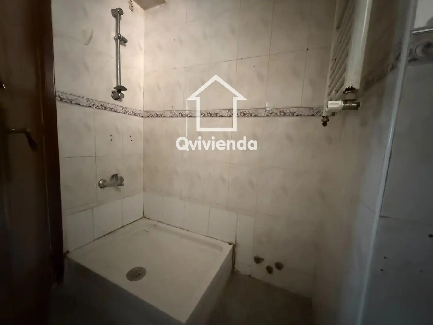 Baño de Piso en venta en Terrassa con Calefacción y Terraza