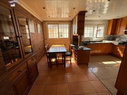 Kitchen of House or chalet for sale in Santa Perpètua de Mogoda  with Heating, Private garden and Terrace