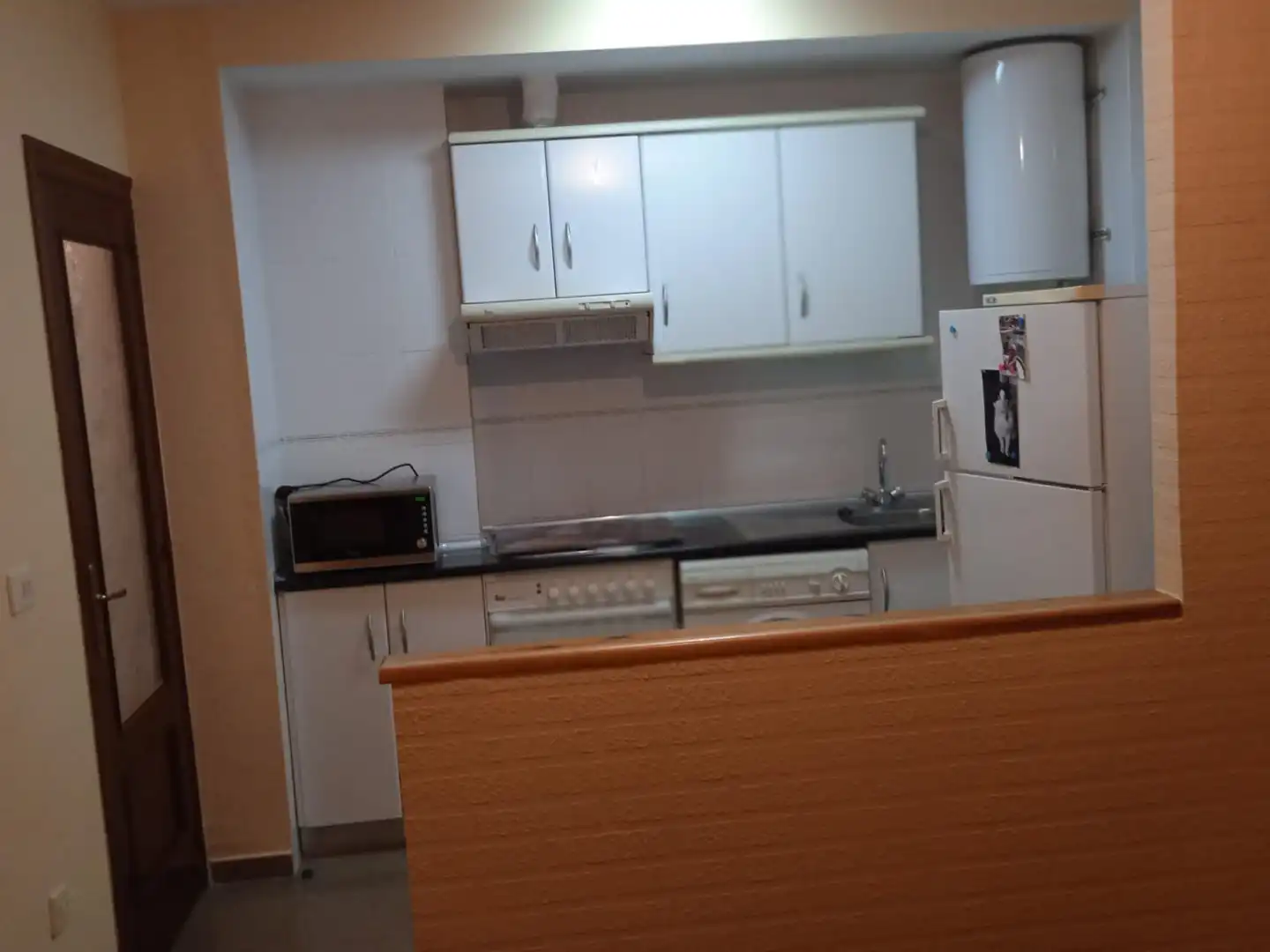 Cocina de Apartamento de alquiler en Zaragoza con Calefacción, Amueblado y Horno
