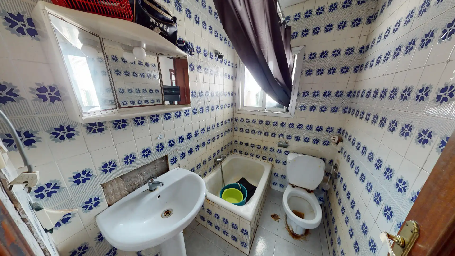 Baño de Piso en venta en Alicante / Alacant