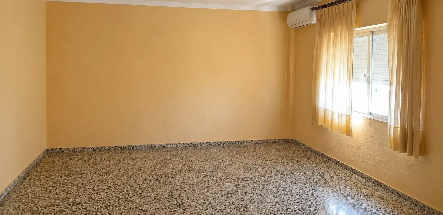 Casa o xalet en venda en Mogente / Moixent amb Aire condicionat, Terrassa i Traster